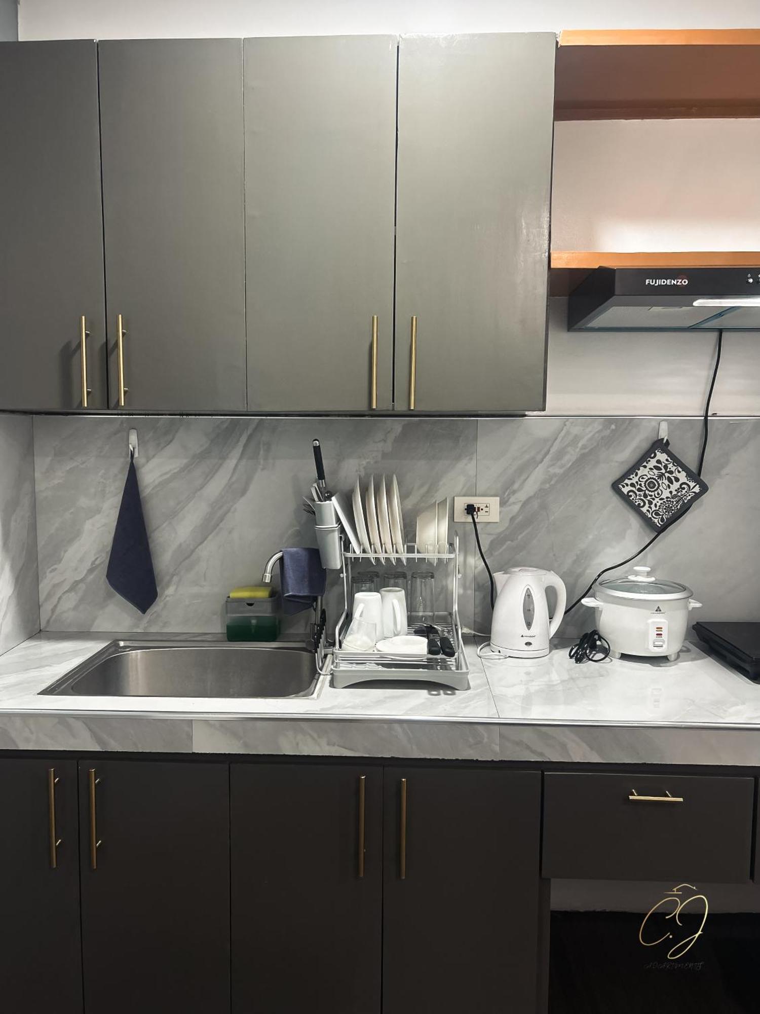Cj Apartments 오롱가포 외부 사진