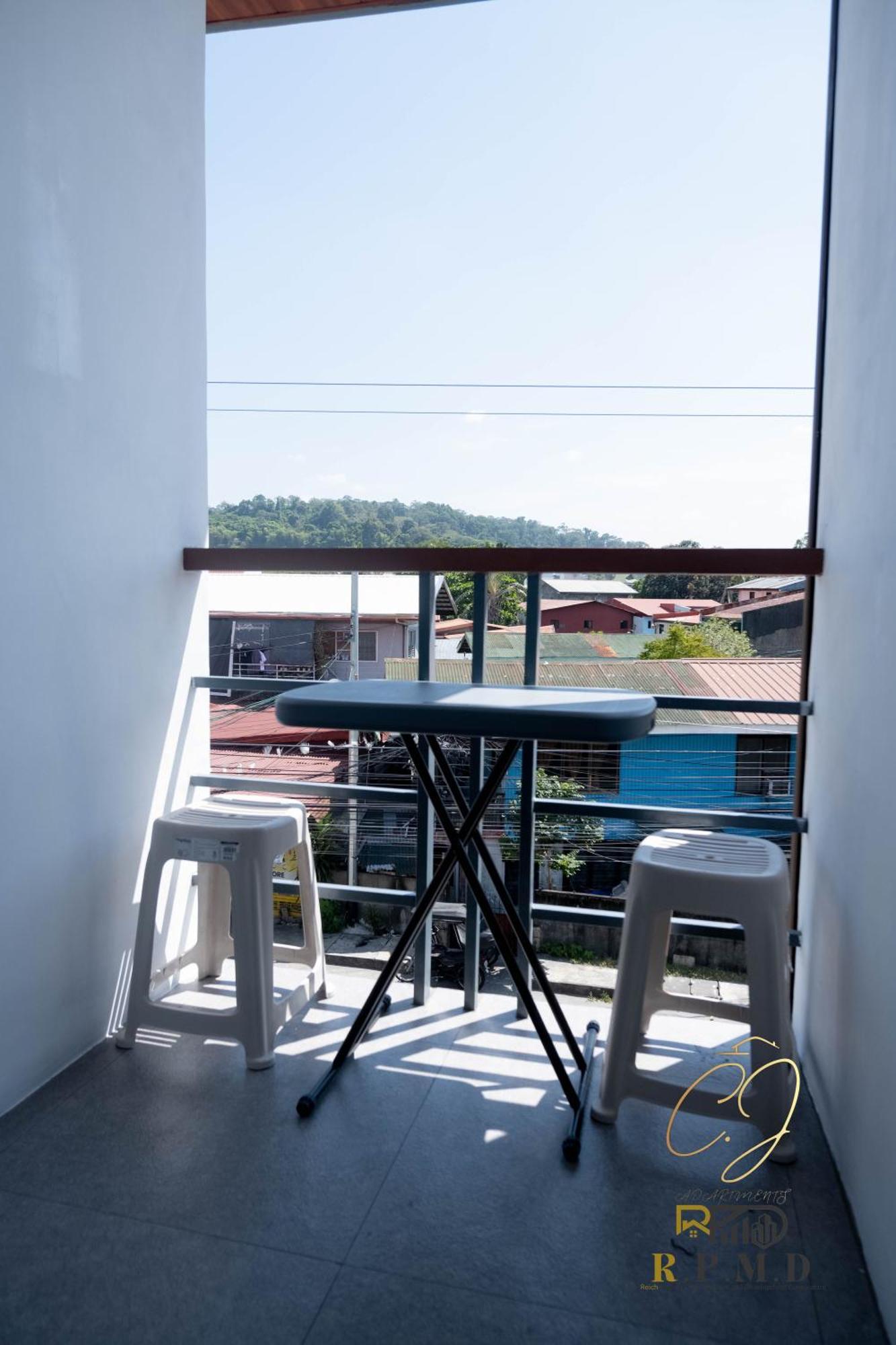 Cj Apartments 오롱가포 외부 사진